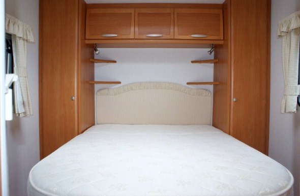 Coachman Caravan Island Bed - 100% cotton Fitted sheet